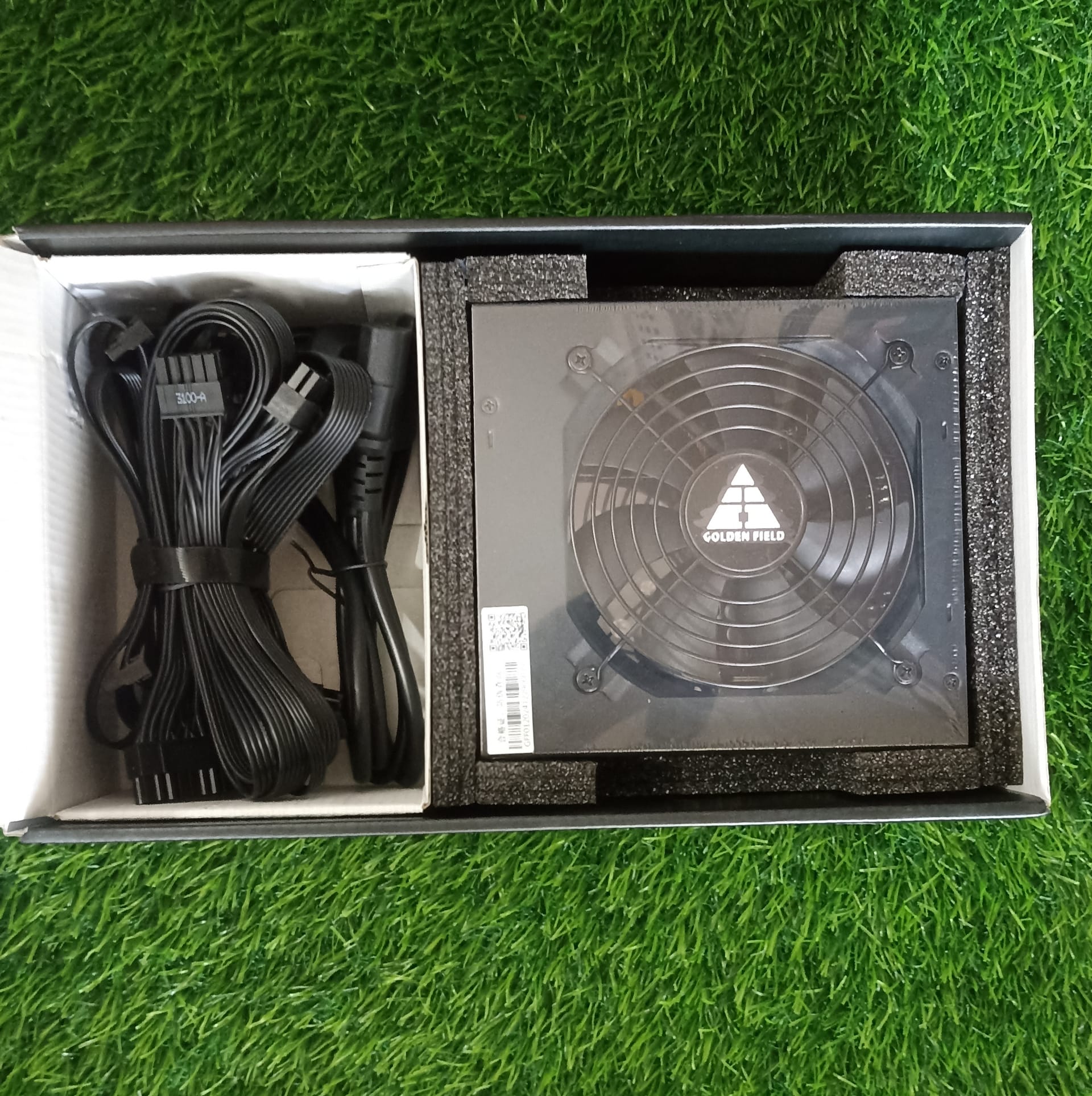 GOLDEN FIELD GPG550 80+ FULL MODULAR POWER SUPPLY thumbnail 2